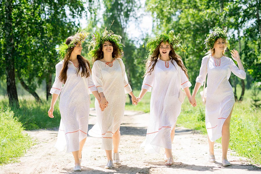 Slavic girls in Guilin